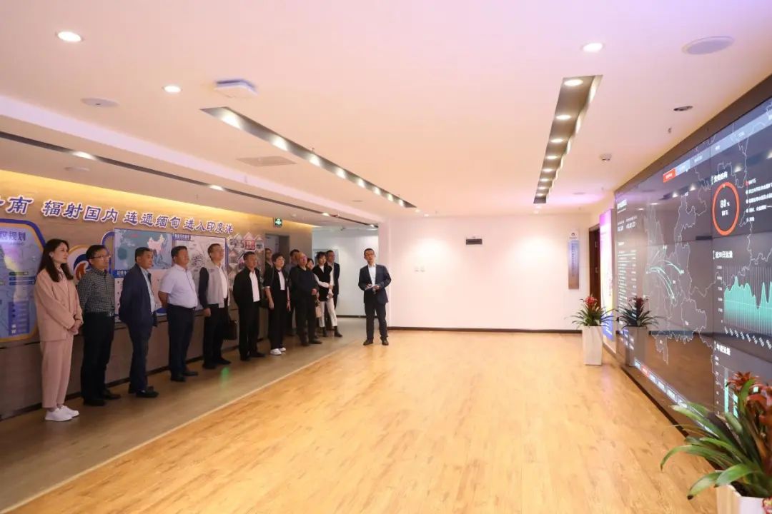 景洪市委常委、市委辦公室主任巖莊尖一行蒞臨瑞和錦程考察調(diào)研