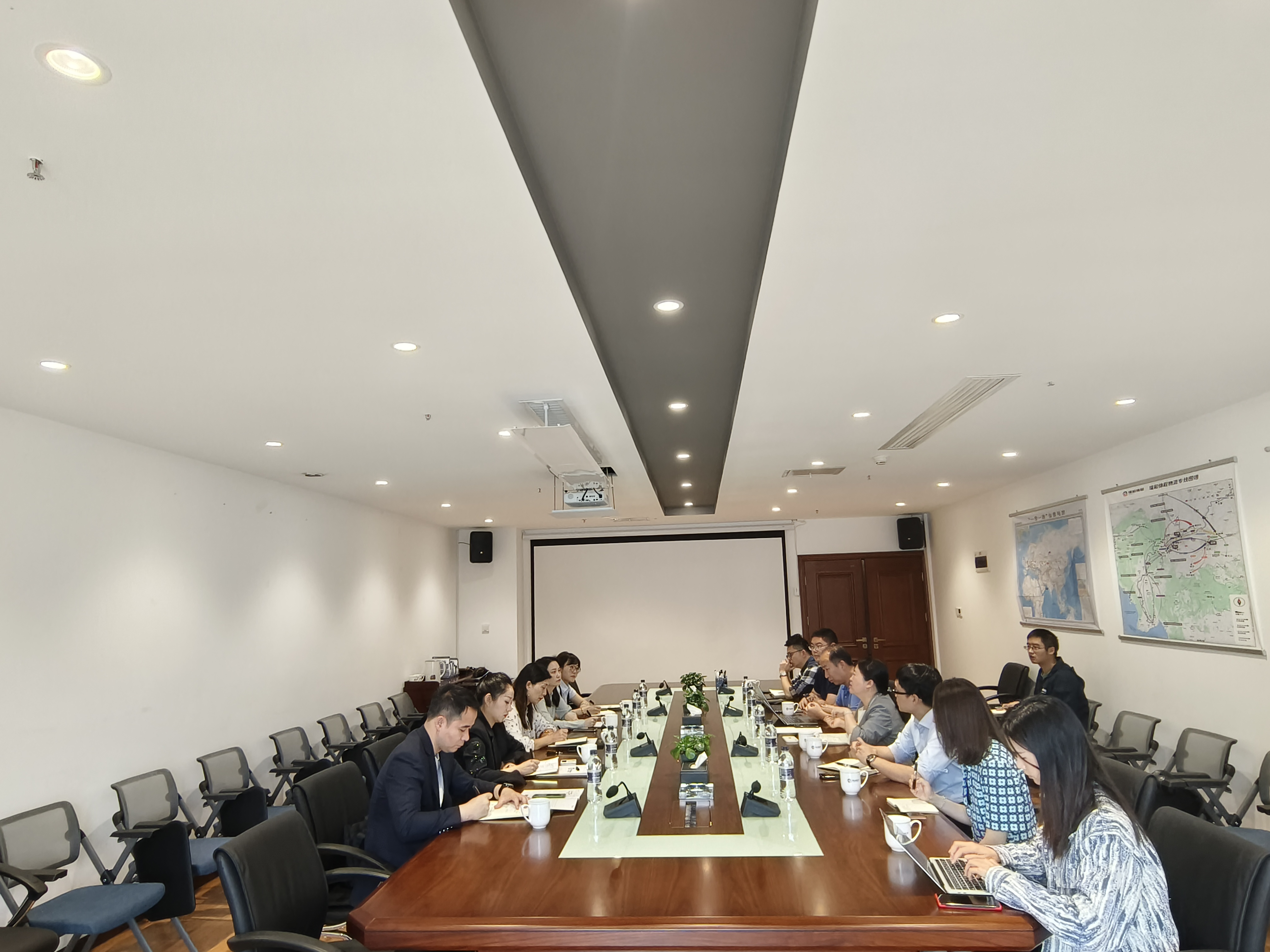中國銀行云南省分行交易銀行部談靂一行蒞臨云南瑞和錦程實業(yè)股份有限公司
